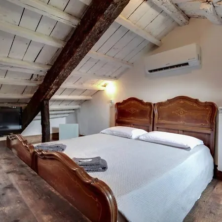 Apartman Traditional With Terrace