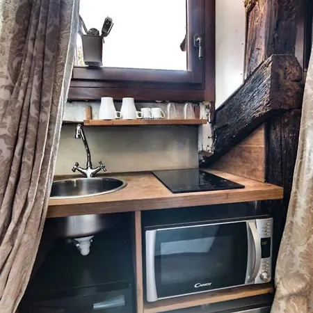 Apartamento Traditional With Terrace *