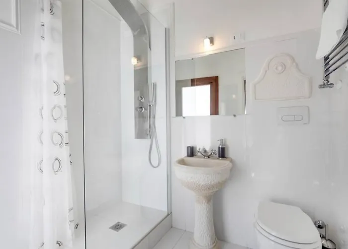 Traditional With Terrace Apartamento